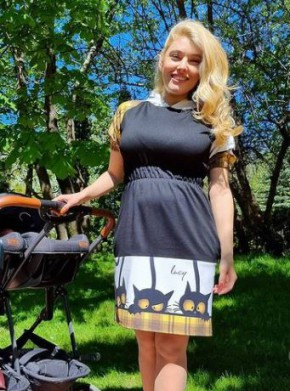 Зор: Ева Веселинова още не може да свали корема след раждането! (виж тук)