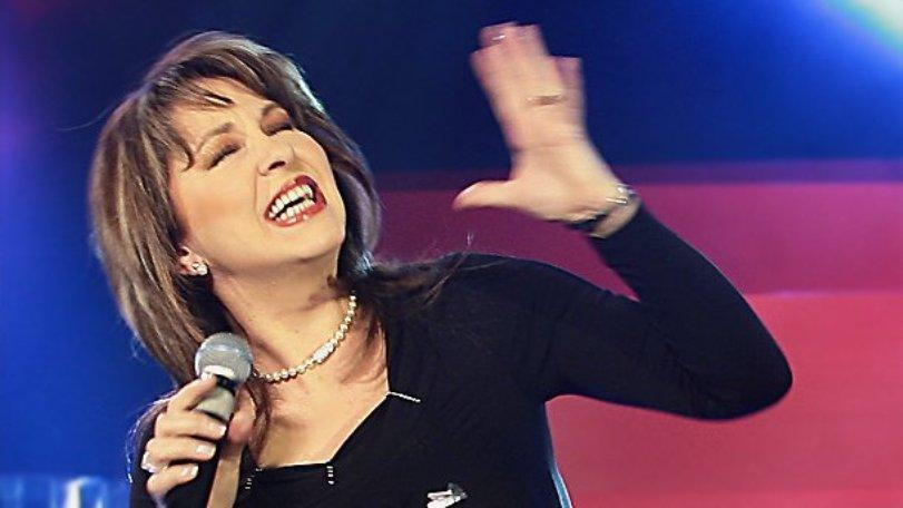 Голямата Маргарита Хранова с песен за българите в чужбина! (виж тук)