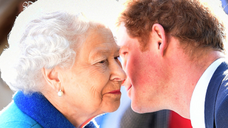 Принц Хари помоли баба си за благословия да кръсти дъщеря си на нея (Ще има ли помирение)