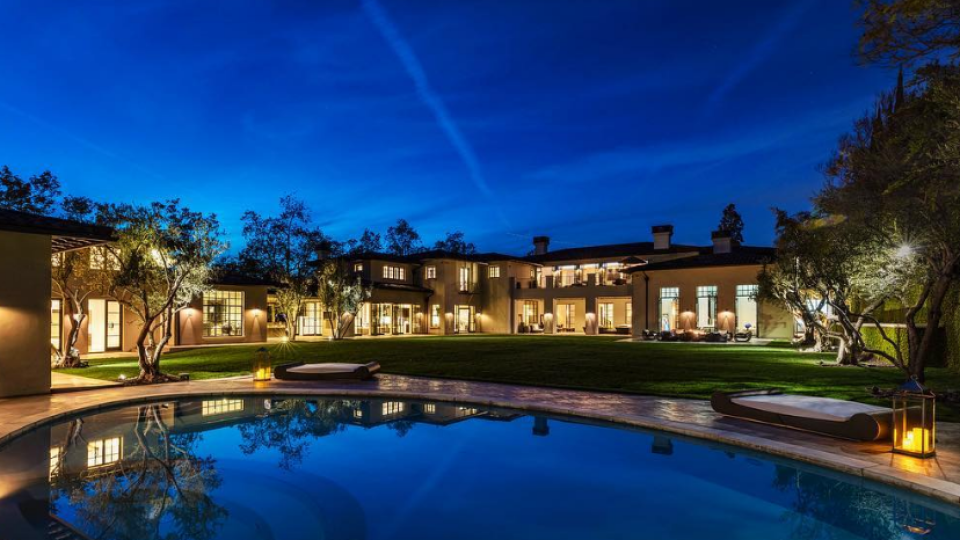 Джей Ло и Бен Афлек купуват нова къща за 65 млн (Вижте къде ще заживеят заедно – Снимки)