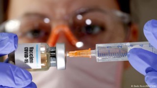 Две седмици разлика между ваксините за Ковид и грип!
