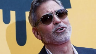 Джордж Клуни нападна Доналд Тръмп: Глупак, който тича след жени! (Вижте как го унижи)