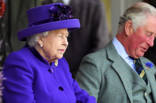 Как Елизабет II докара Чарлз до сълзи? (Всичко за кралската драма)