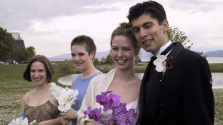 Снимка от сватбата на Кирил Петков взриви мрежата (ФОТО)