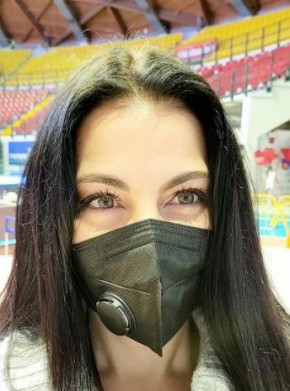 Деси Стоянова