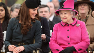 Скандал в Бъкингам: Кейт Мидълтън наруши желязно правило на кралицата! (виж тук)
