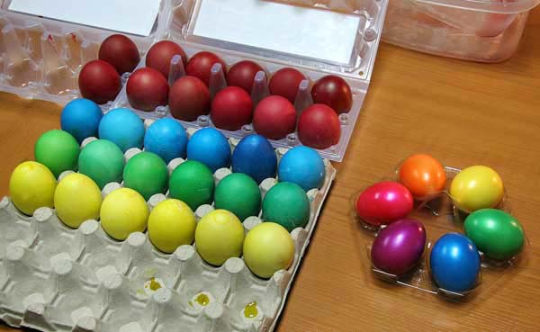 Опасни ли са боите за яйца за Великден?