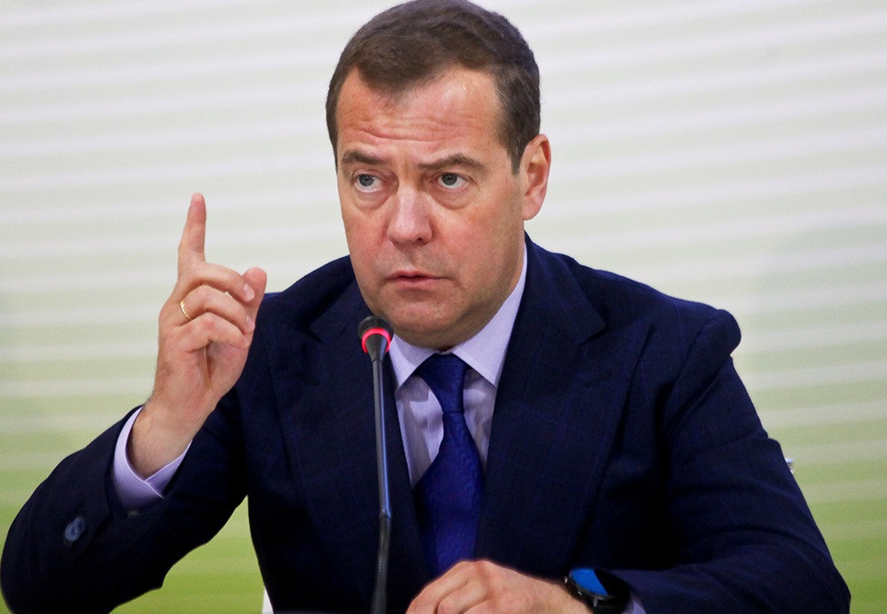 Дмитрий Медведев предупреди: Конфликтът може да прерасне в ядрена война