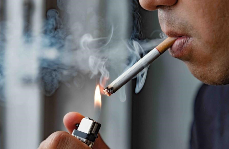 Нова секира очаква пушачите от следващия месец