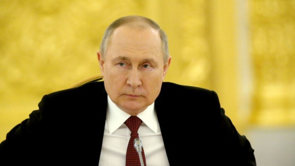 Скандал! Гардове на Путин събират екскрементите му заради…