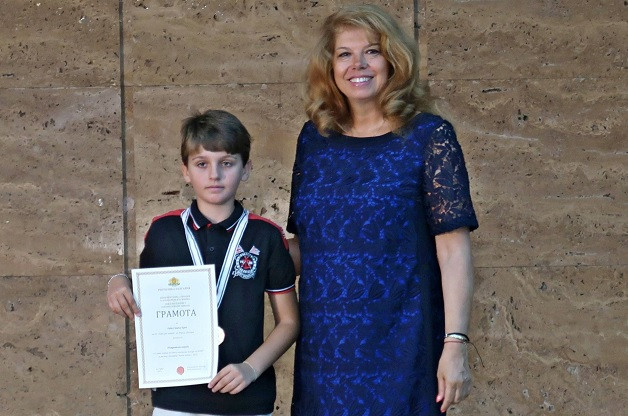 Вицепрезидентът удостои лауреатите в ежегодните конкурси за деца и юноши на Изпълнителната агенция за българите в чужбина