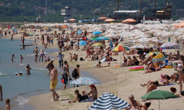 Туристите по Черноморието изреваха от…