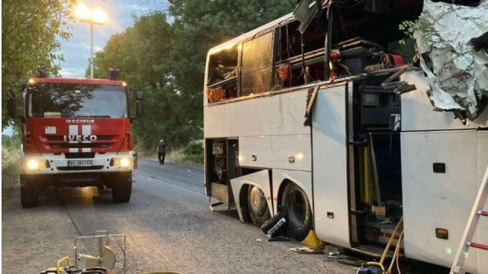 Прокуратурата взе ключово решение за кървавото меле с автобус край Велико Търново