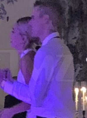 Джъстин Бийбър и Хейли пръснаха 1,3 млн за луксозната венчавка (Вижте снимки от сватбата)