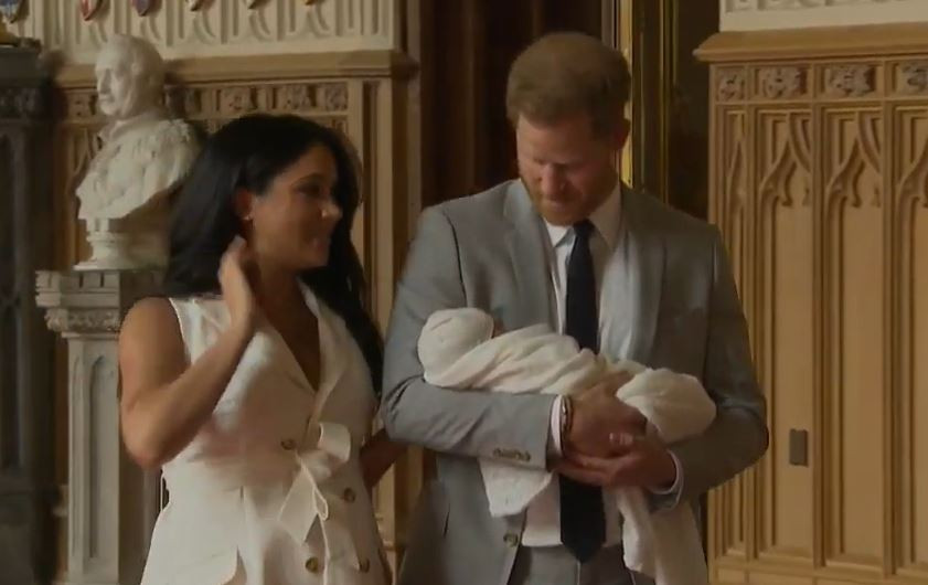 Меган и Хари показаха бебето сн. Sky News 