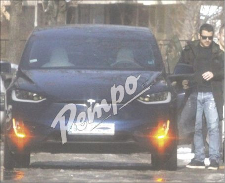 Иван Христов се фука с мега луксозна кола за 250 бона(Ето какво баровско возило яхна Опосума) - Снимка 2