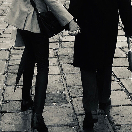 Карла Бруни и Никола Саркози на романтична почивка във Венеция (Вижте как отбелязаха 11 г от брака си) - Снимка 4