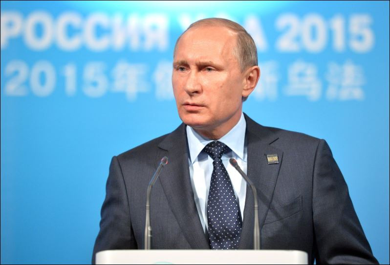 Владимир Путин разкри защо не използва смартфони сн. Уикимедия