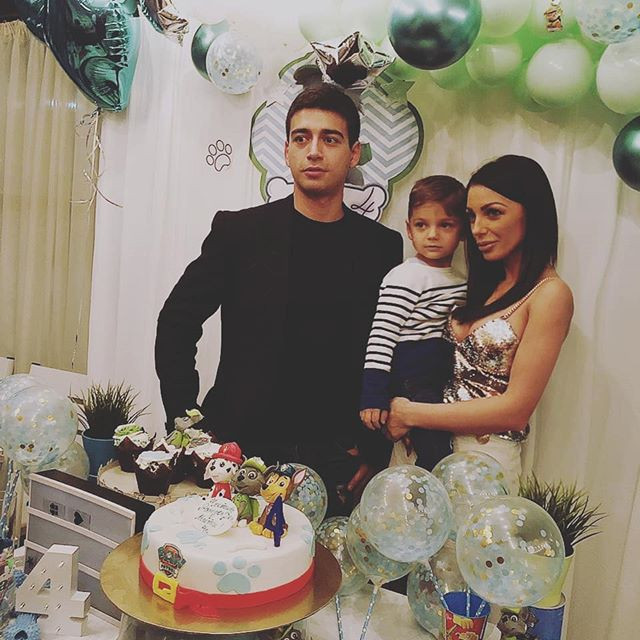 Емануела и Димитър Динев се събраха за рождения ден на сина им сн. Инстаграм