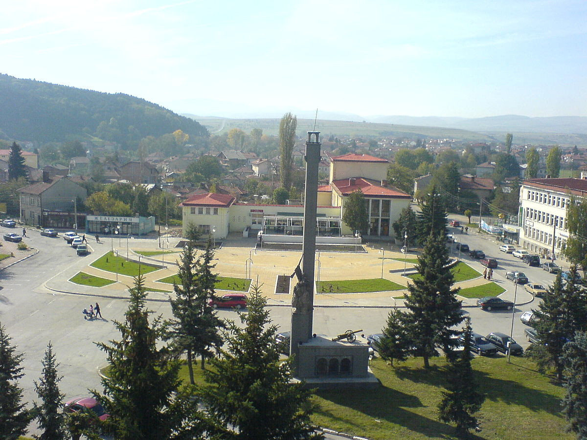 1 August 2018: While the Greens were singing the refrain “We are devouringthe Planet”, the government awarded the concession of two new mines to the investor Kovachki and Tilev