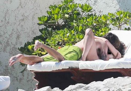 Хайди Клум на почивка с новия си в Мексико  (Вижте я как захвърли дрехи и задръжки) - Снимка 2