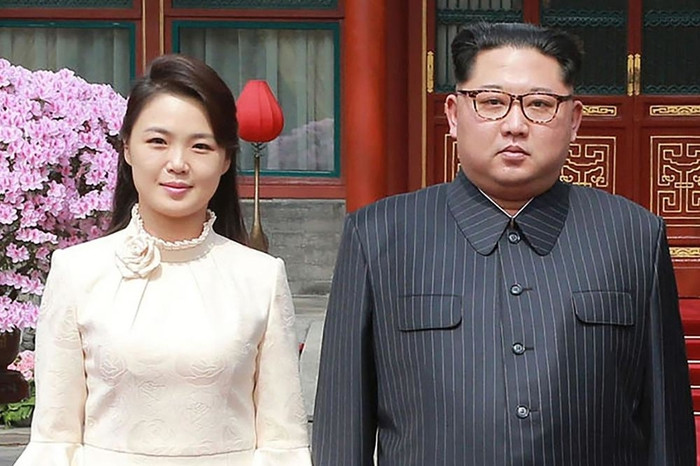 Рю Сол Джу - коя е жената до Ким Чен Ун ?