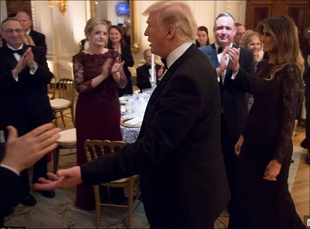 Мелания Тръмп предизвика фурор в Белия дом