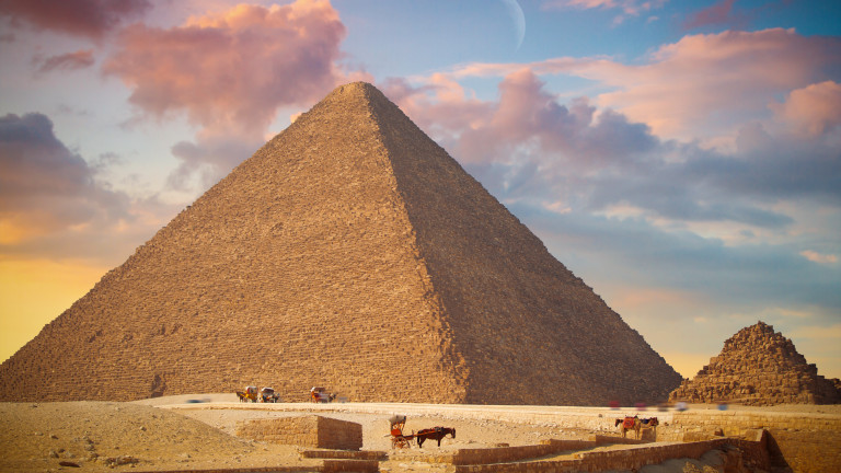 Тайнствена кухина е открита в Хеопсовата пирамида