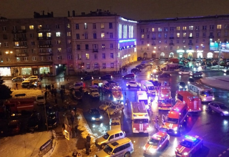 Властите разследват терористичен акт в Санкт Петербург
