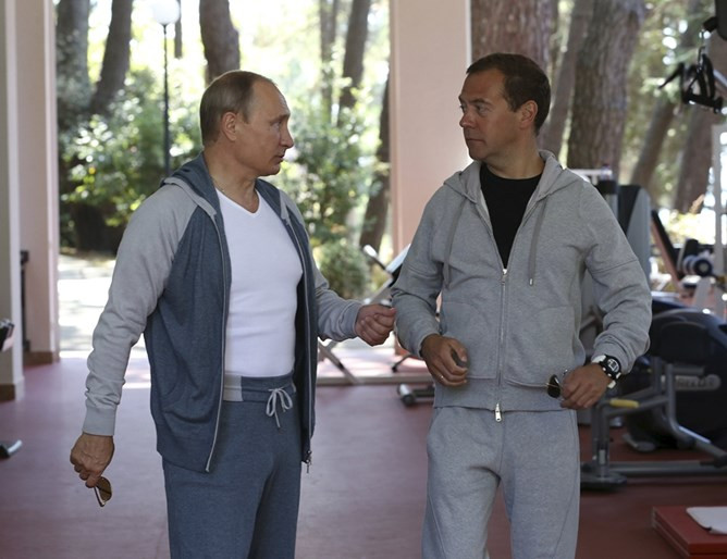 Колко богат е Владимир Путин?  (Вижте за какво харчи богатството си) - Снимка 2