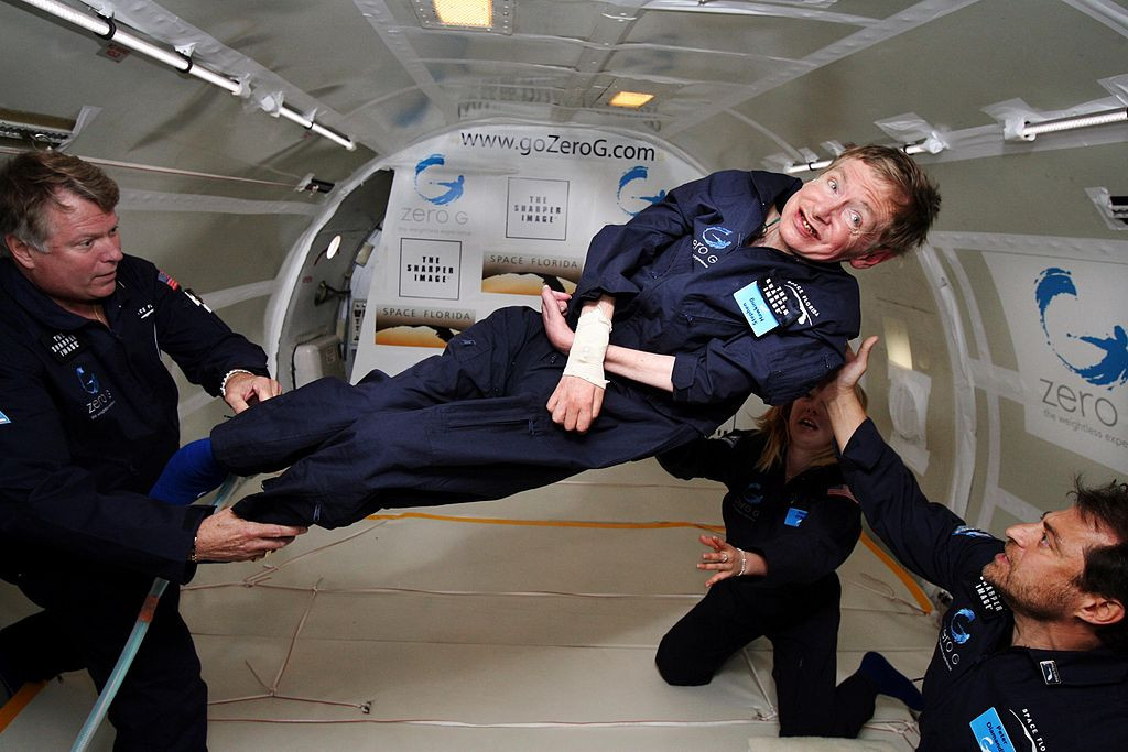 Стивън Хокинг планира да полети в Космоса