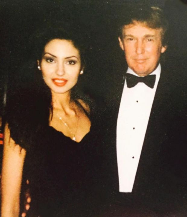 Снимка на Наталия с Доналд Тръмп от 1998 г.
