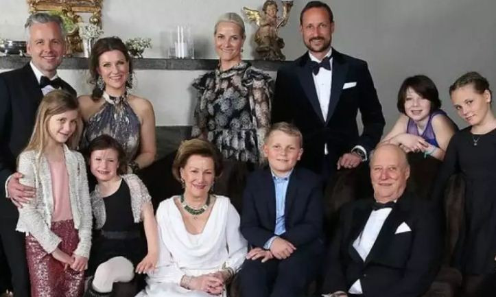 Норвежката кралска фамилия