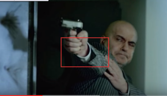 Слави Трифонов гърмеше с патлак още в клипа си "Пружината" през 2010 г.
