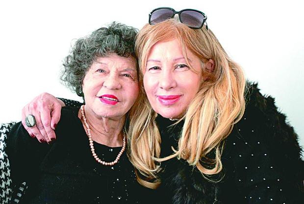 Стоянка Мутафова и дъщеря й не искат да повярват в какъв свят живеем