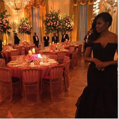 Мишел Обама блесна с дизайнерска рокля на Вера Уанг (СНИМКИ)