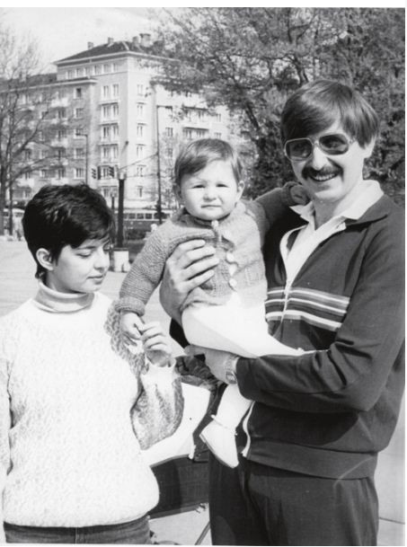 Меглена Кунева и Андрей Пръмов с детето