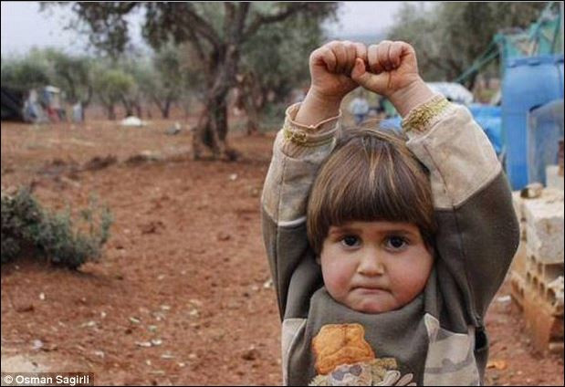 Ади Худиа - детето, което накара целия свят да плаче за Сирия