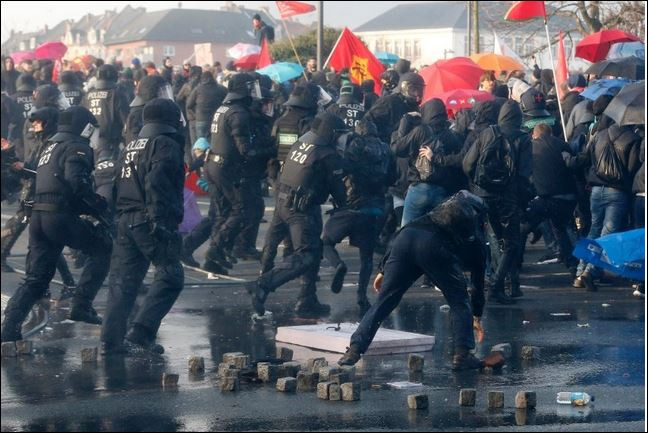 frankfurt-protesti-ecb-087