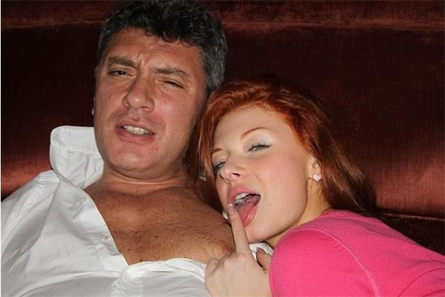 Борис Немцов със скандалната Анастасия