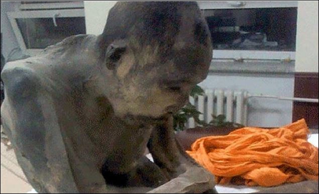 Тибетски свещеници са убедени, че това е жив и дишащ човек