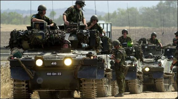 НАТО разполага 5000 военни по границата с Русия