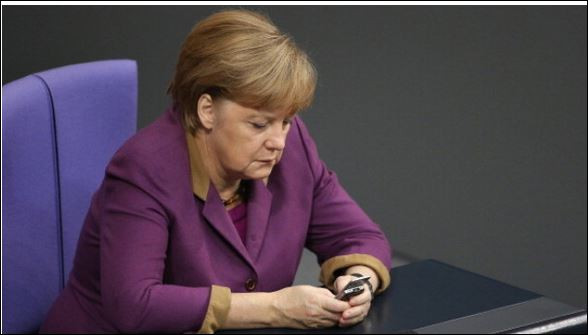 Ангела Меркел отговори на Алексис Ципрас за дълга на Гърция и обезщетението