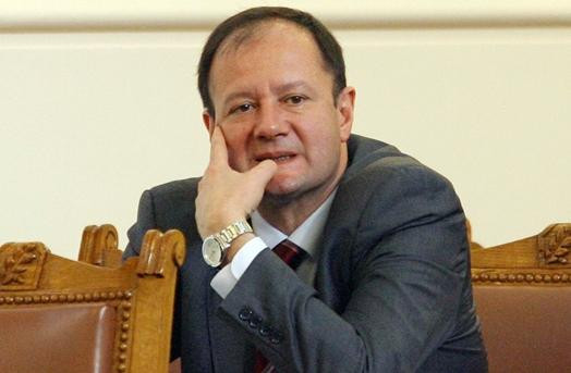 Готвят се да свалят Михаил Миков от лидерския пост в БСП