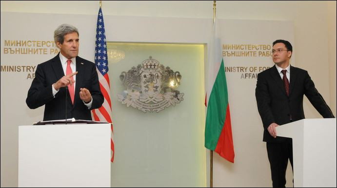 Макар да бе в България за кратко, американския държавен секретар, даде големи обещания