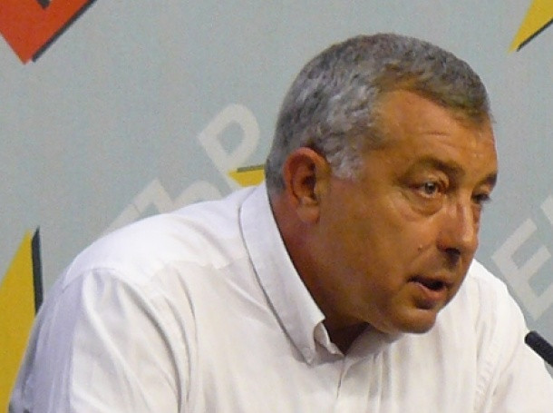 Евгений Узунов