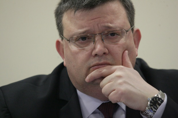 Сотир Цацаров категорично опроверга твърдението на Валери Митков