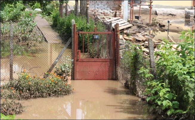 Наводненията не спират, кметицата поиска помощ 