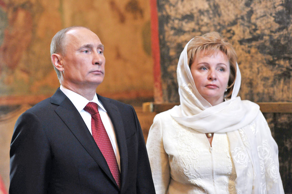 Владимир Путин се е развел с Людмила