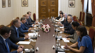 Президентът Румен Радев обсъди на среща с ръководството на енергийната компания "Лукойл" стабилизирането на икономическата среда и борбата с инфлацията